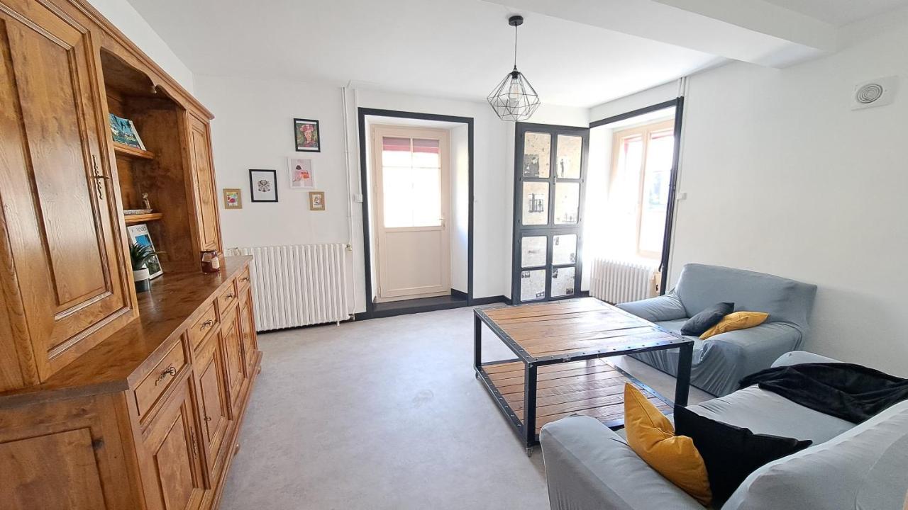 15 Min Du Puy Du Fou, Maison De Bourg, 4/5 Pers. Holiday home
